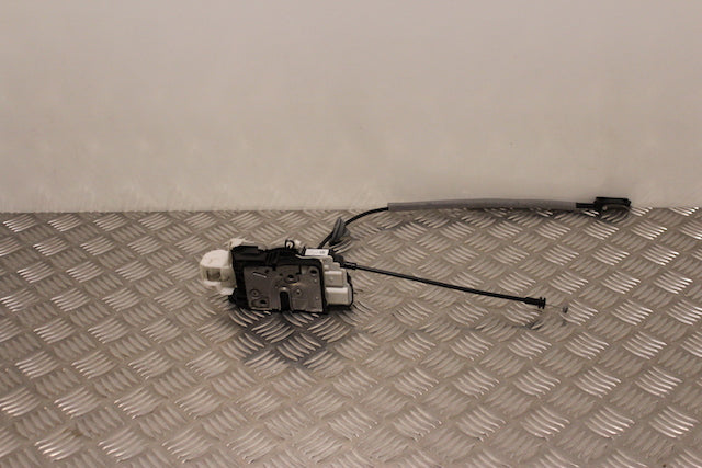 Volvo V40 Door Lock Mechanism Front Passengers Side