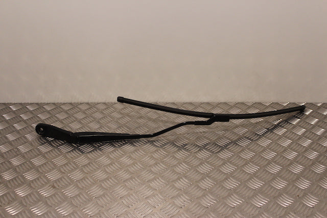 Volvo V40 Wiper Front Passengers Side