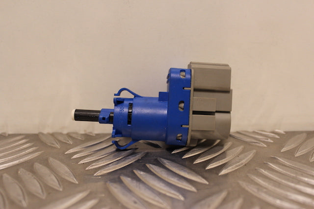 Volvo V40 Brake Pedal Switch