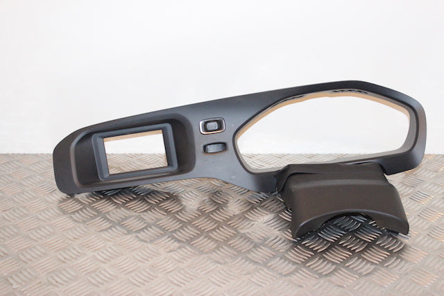 Volvo V40 Speedometer Surround Trim