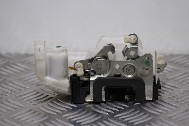 Fiat Punto Door Lock Assembly Front Drivers Side