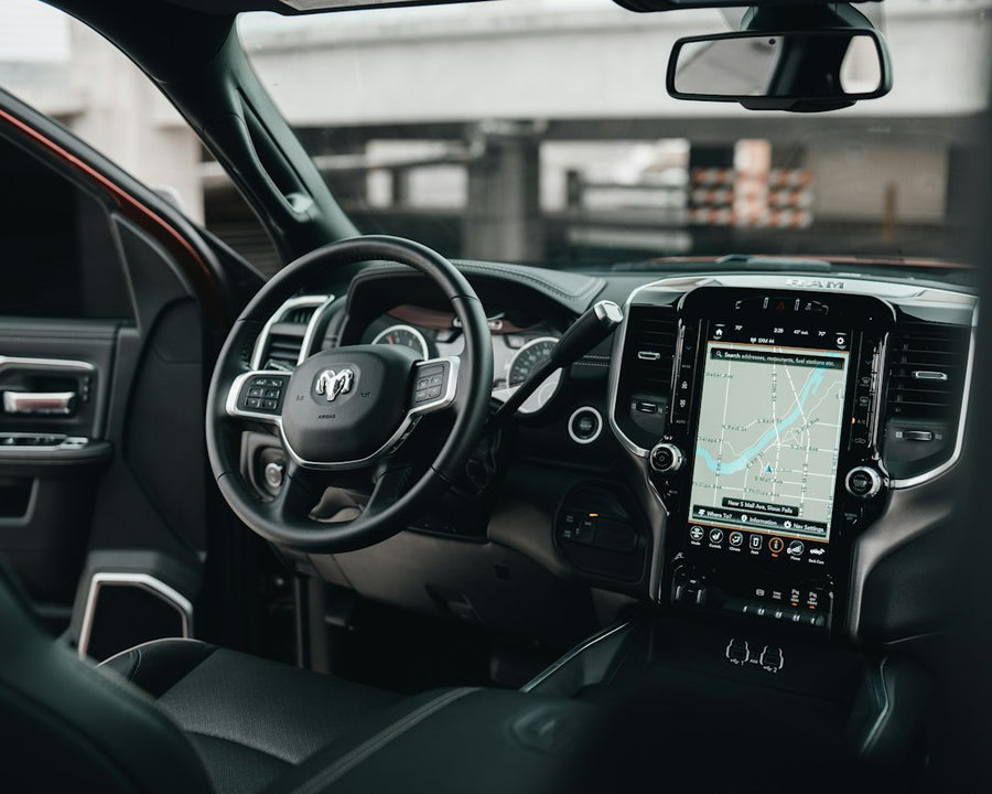 The Future of Car Connectivity: How Smart Technology is Shaping the Driving Experience