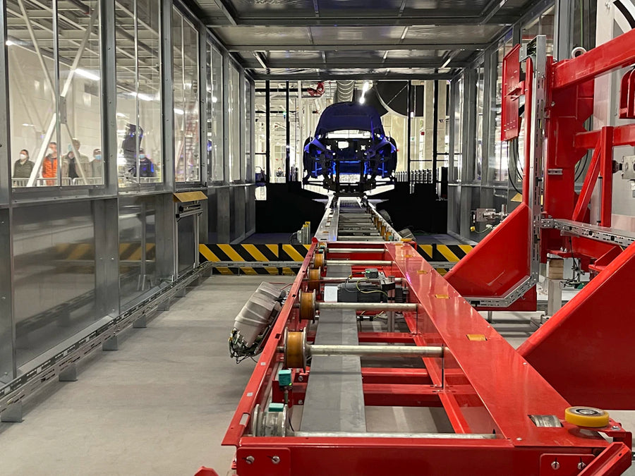 Global Supply Chain Challenges in Car Manufacturing