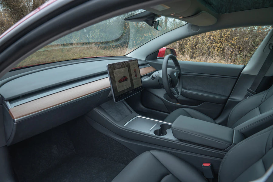 Connectivity Revolutionizing the Driving Experience