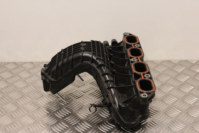 Toyota Auris Manifold Inlet (2012)