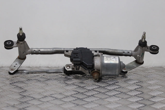 Ford Ka Wiper Motor Front (2014)
