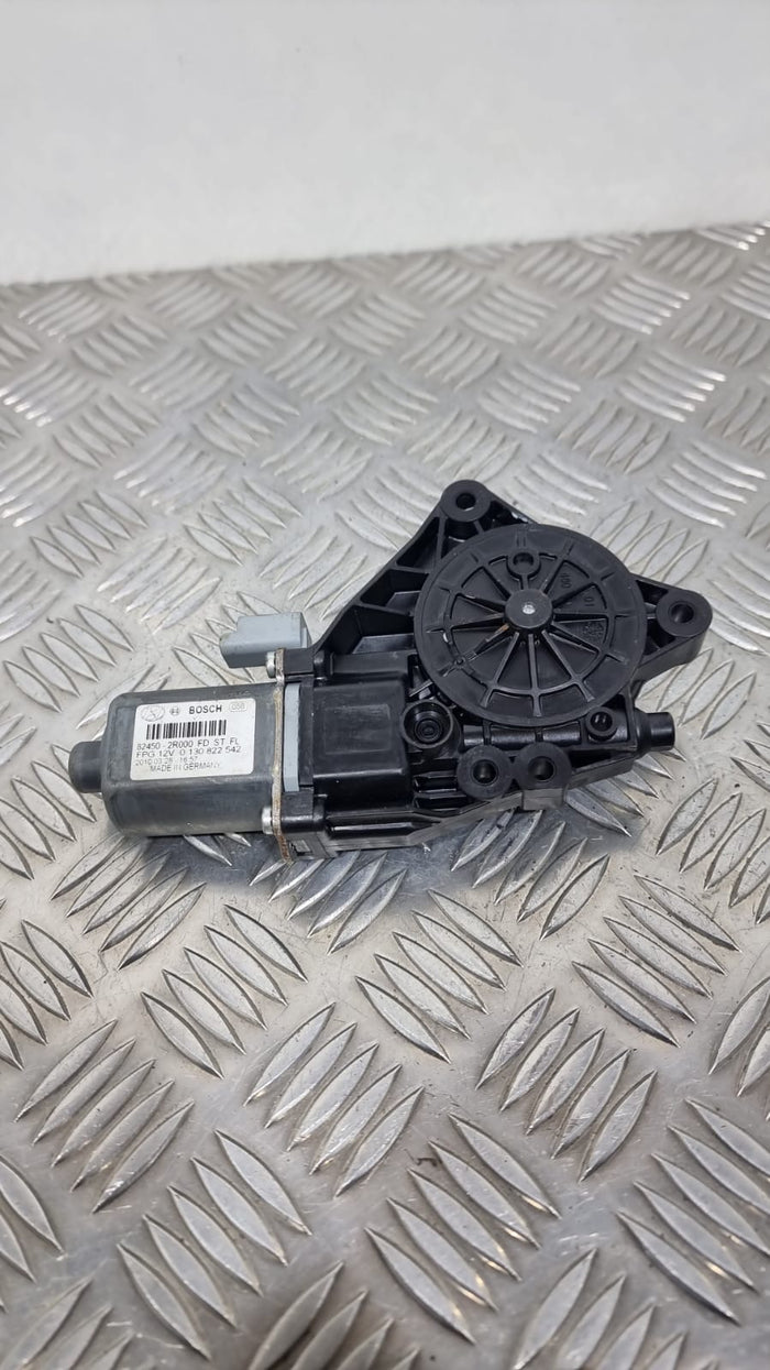Hyundai i30 moteur de lève-vitre avant côté passager 2010