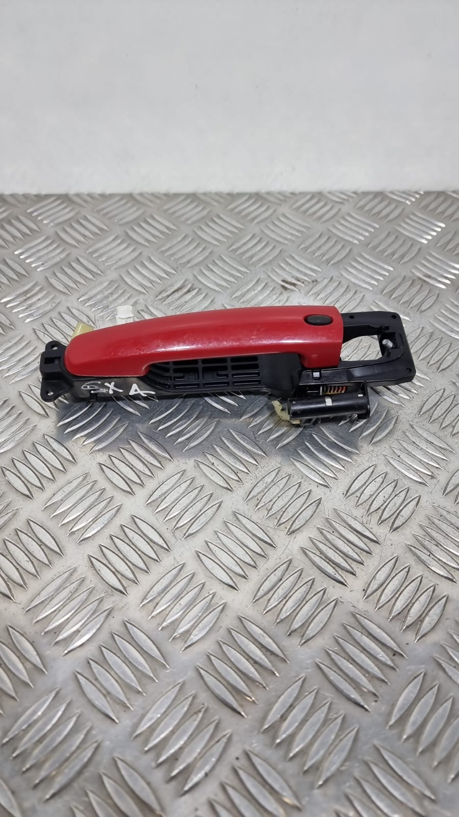 Suzuki SX4 Door Handle Outer Front Drivers Side (2009)