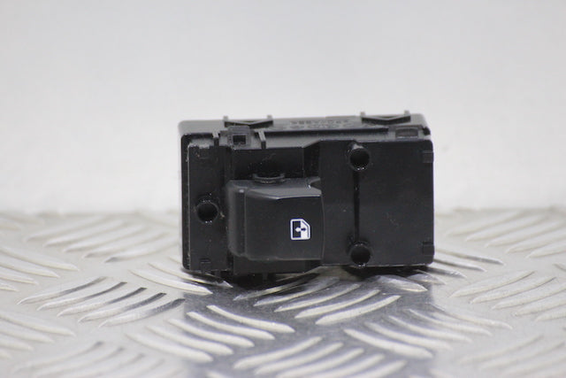 Kia Ceed Window Switch Rear Passengers Side 