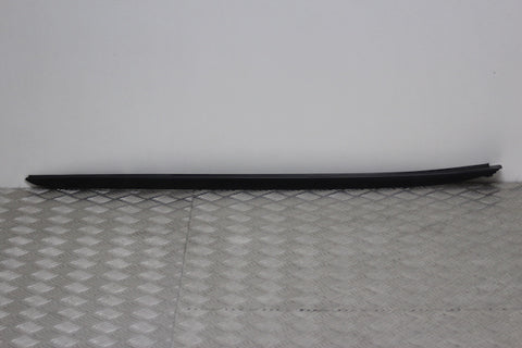 Kia Ceed Windscreen Moulding R 