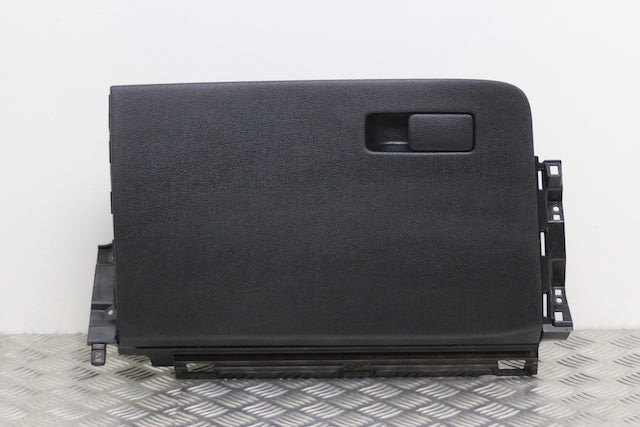 Kia Ceed Glove Box 