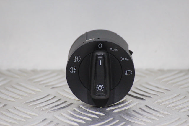 Volkswagen Polo Headlight Control Switch (2024) - Part photo