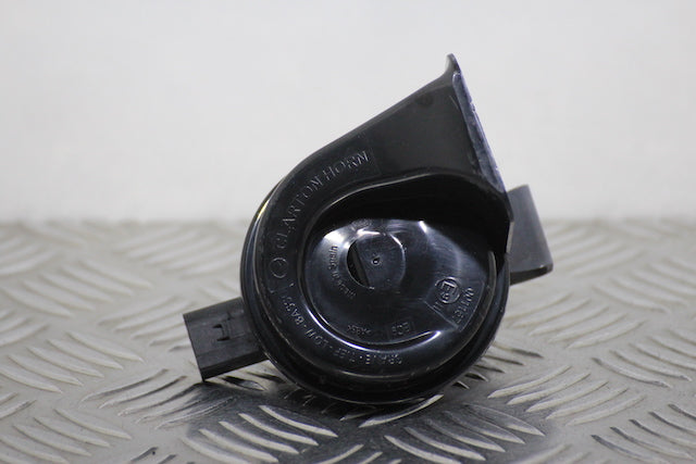 Volkswagen Polo Horn (2024) - Part photo