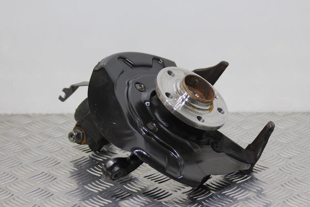 Volkswagen Polo Stub Axle with Hub and Bearing Front Drivers Side (2024) - Part photo