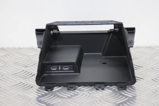 Volkswagen Polo USB Socket Connector No1 