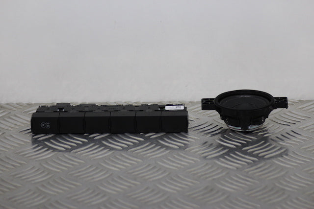 Volkswagen Polo Miscellaneous Interior Parts (2024) - Part photo