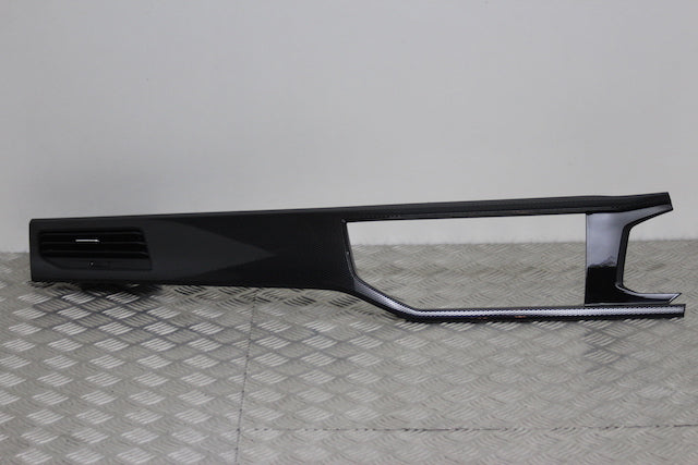 Volkswagen Polo Dashboard Airvent Passengers Side 