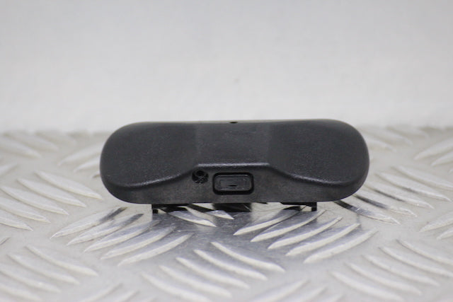 Volkswagen Polo Windscreen Washer Jet Drivers Side (2024) - Part photo