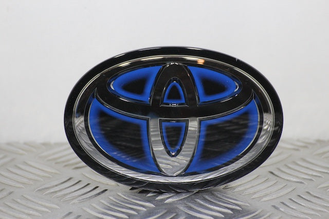 Toyota Corolla Bumper Grill Badge