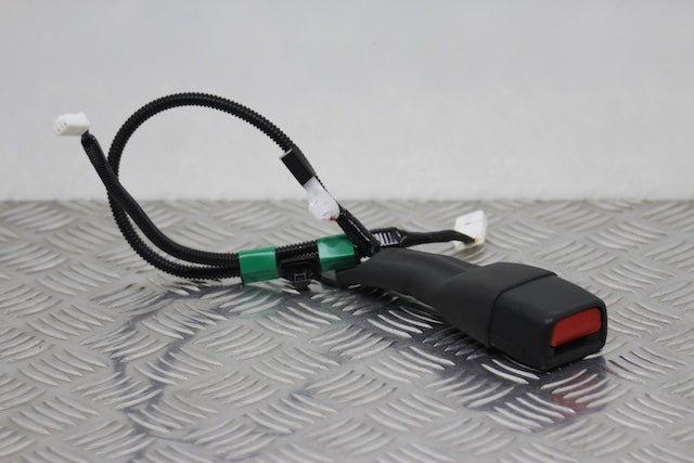 Toyota Corolla Seat Belt Buckle Lock Front Passengers Side