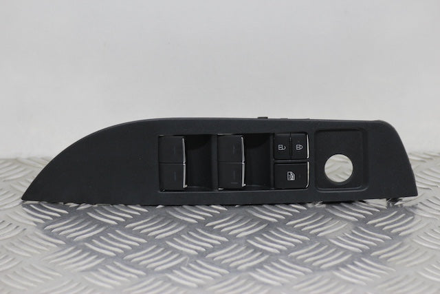 Toyota Corolla Window Switch Front Drivers Side (2024) - Part photo
