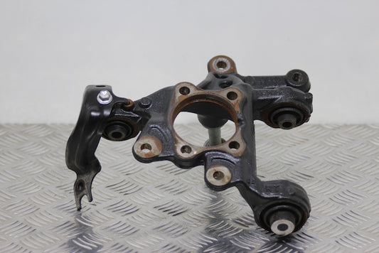 Toyota Corolla Stub Axle Rear Drivers Side