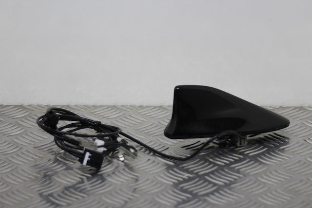 Toyota Corolla Aerial with Socket