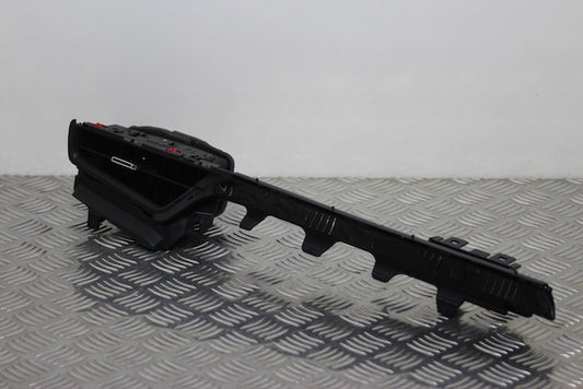 Toyota Corolla Dashboard Airvent Passengers Side