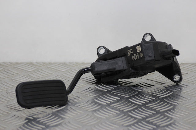 Toyota Corolla Accelerator Throttle Pedal