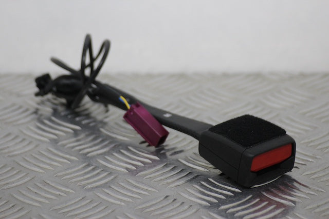 Ford Focus Seat Belt Buckle Lock Front Passengers Side