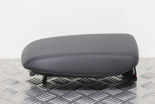 Ford Focus Armrest Centre