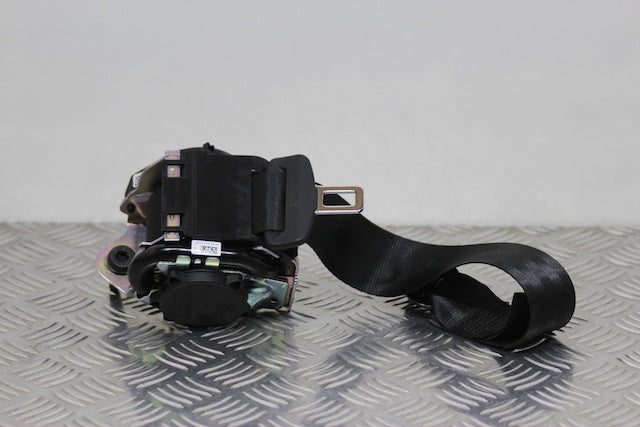 Ford Focus Seat Belt Rear Drivers Side