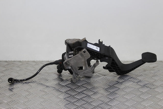 Ford Focus Clutch Pedal