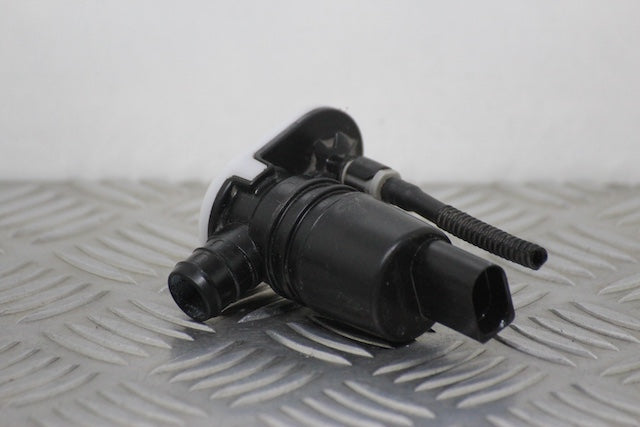 Ford Focus Windscreen Wash Water Bottle Motor (2023)