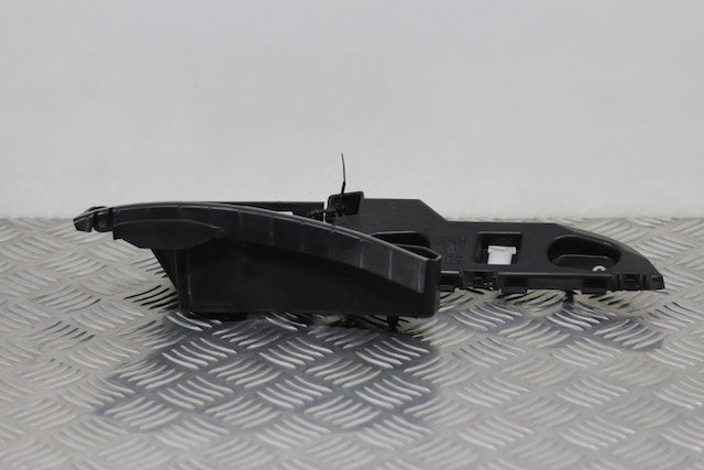 Ford Focus Bumper Support Bracket Drivers Side