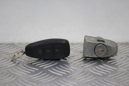 Ford Focus Door Lock Barrel with Key Front Drivers Side