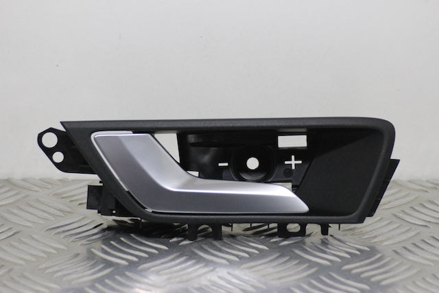 Ford Focus Door Handle Inner Front Passengers Side