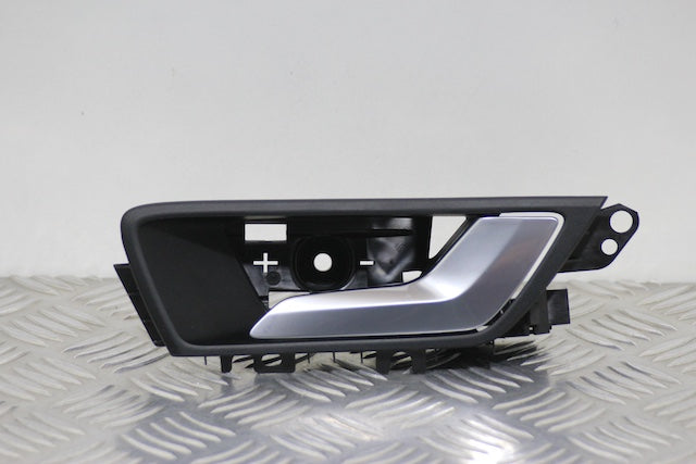 Ford Focus Door Handle Inner Rear Drivers Side
