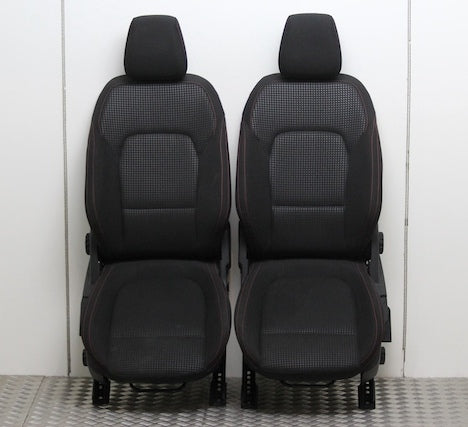 Ford Focus Seat Front x2