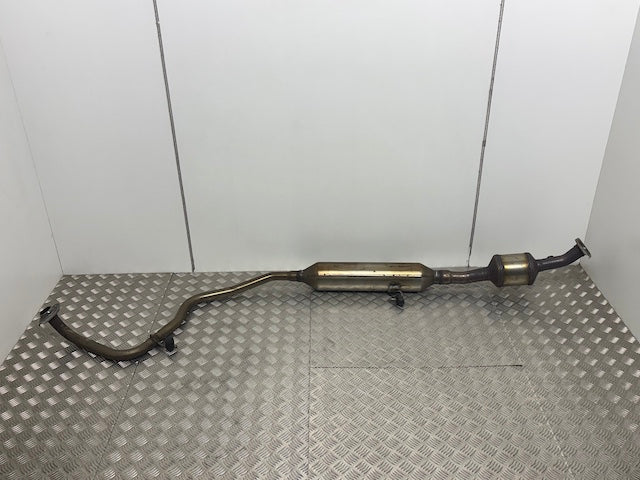 Toyota Yaris Exhaust Centre Pipe with Box and Catalyst