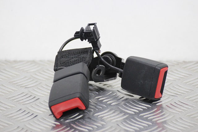 Skoda Fabia Seat Belt Buckle Lock Centre Rear (2024)