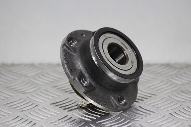 Skoda Fabia Hub with Bearing Rear Drivers Side