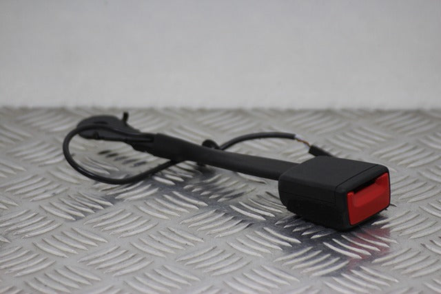 Skoda Fabia Seat Belt Buckle Lock Front Drivers Side
