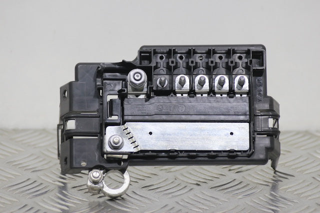 Skoda Fabia Battery Fuse Board