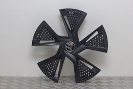 Skoda Fabia Wheel Cover Front Drivers Side