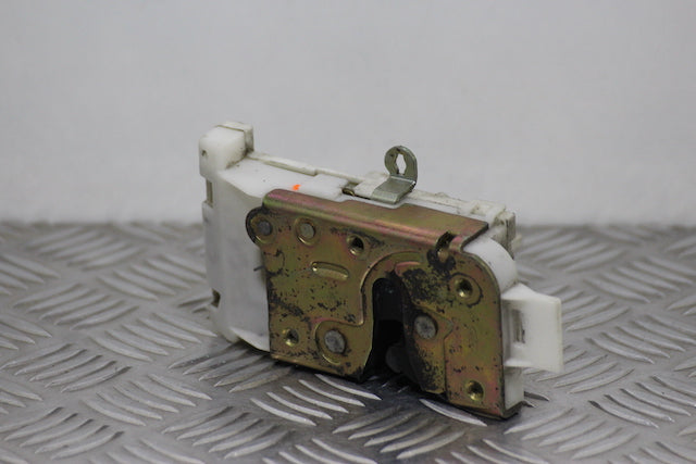 Ford Focus Door Lock Mechanism Rear Passengers Side (2002)