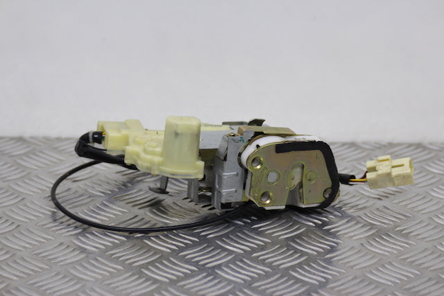 Toyota Yaris Door Lock Mechanism Rear Passengers Side 