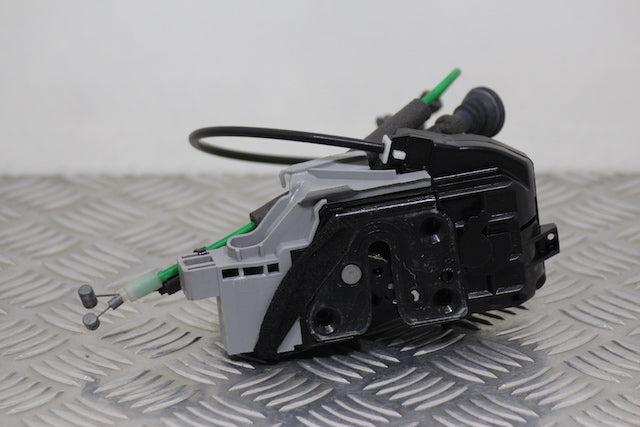 Hyundai i30 Door Lock Mechanism Rear Drivers Side (2010)