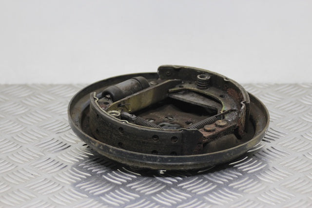 Skoda Fabia Brake Plate with Shoes and Cylinder Rear Left (2002)