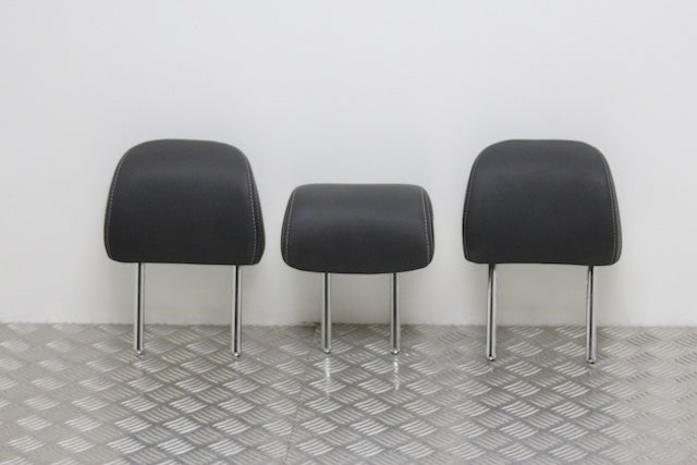 Kia Sportage Seat Headrest Rear x3 (2016)